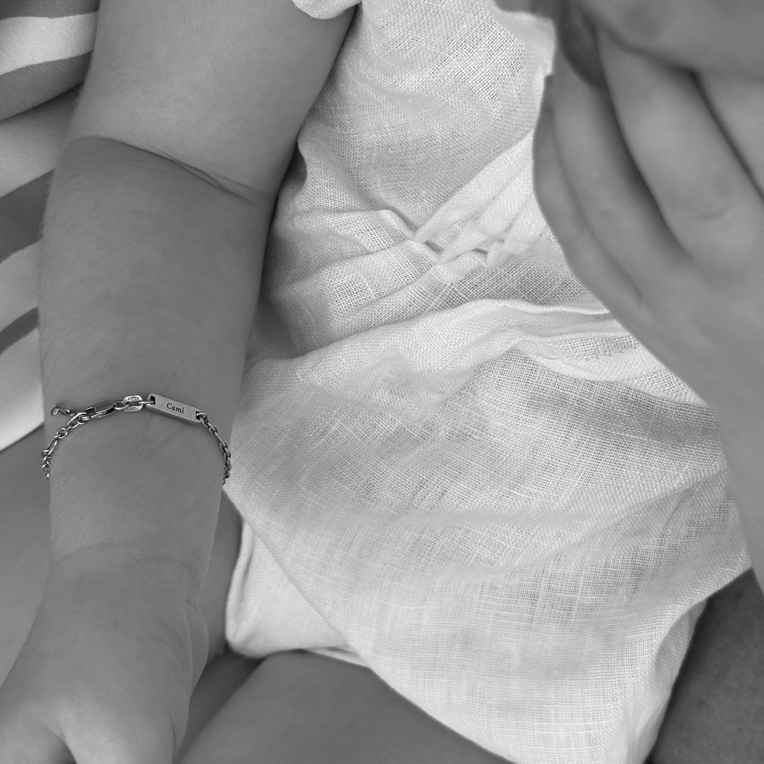 Baby Link Bracelet | With Optional Engraving