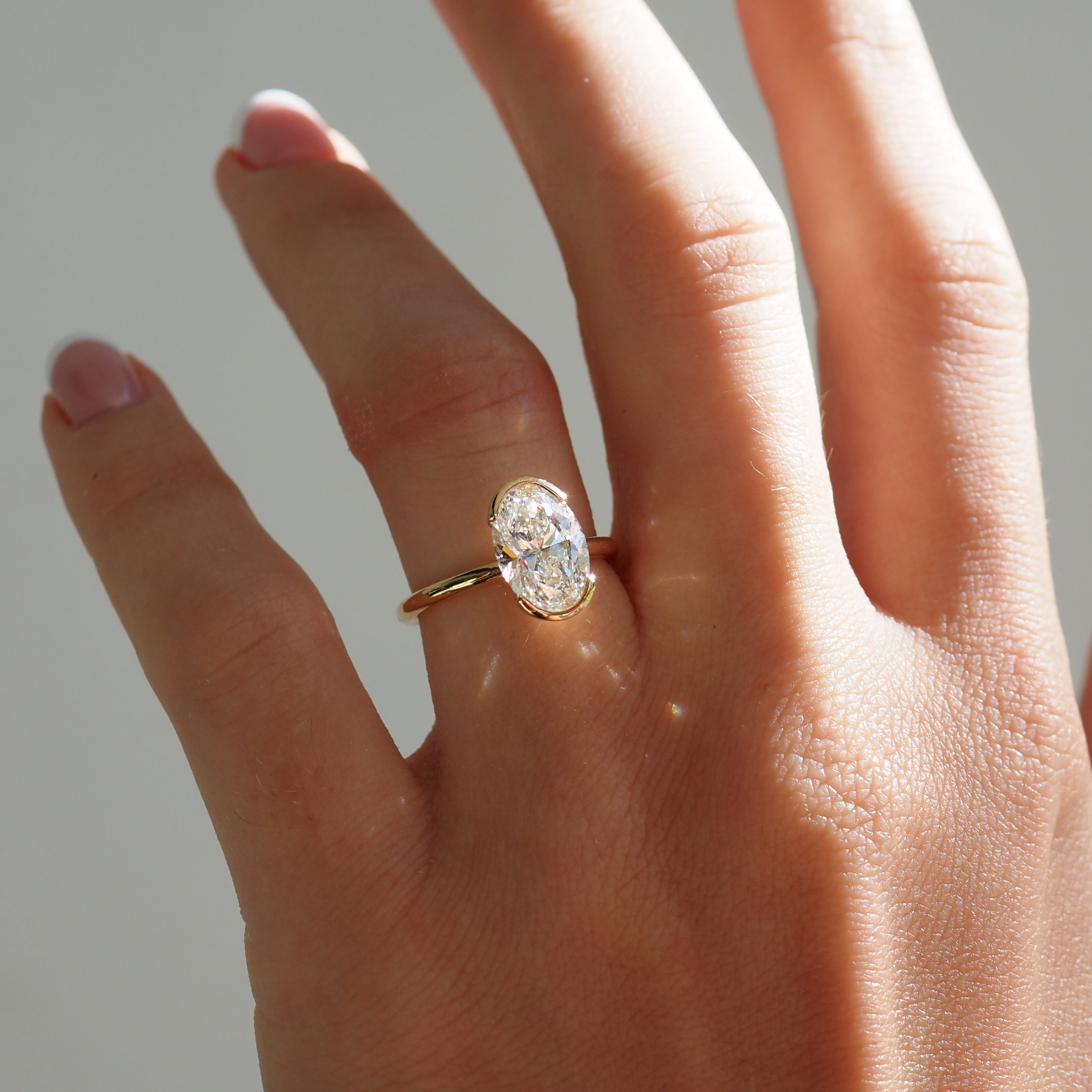 Oval Half Bezel | 2.5ct Solitaire Lab-Grown Diamond Engagement Ring