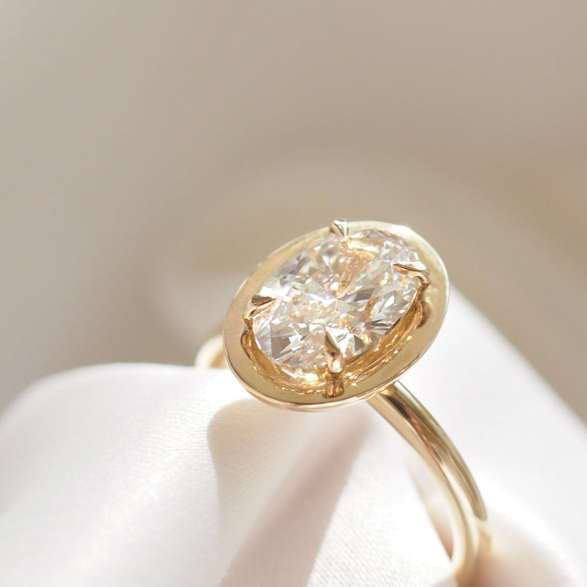 Harper | 2ct Oval Solitaire Lab-Grown Diamond Ring with Halo